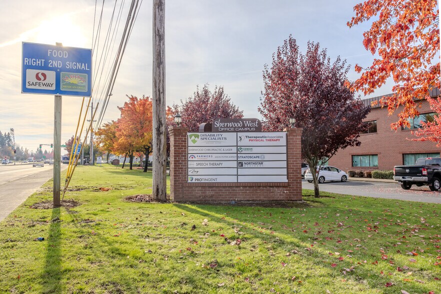More Photos Of 20055 SW Pacific Hwy, Sherwood Office For Lease