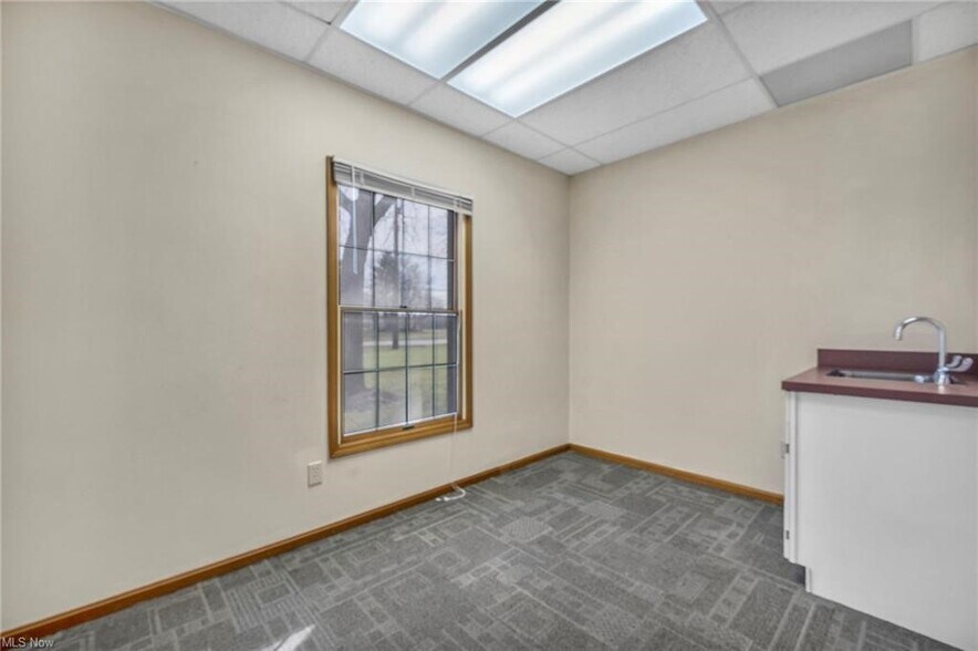 More Photos Of 33398 Walker Rd, Avon Lake Office For Sale