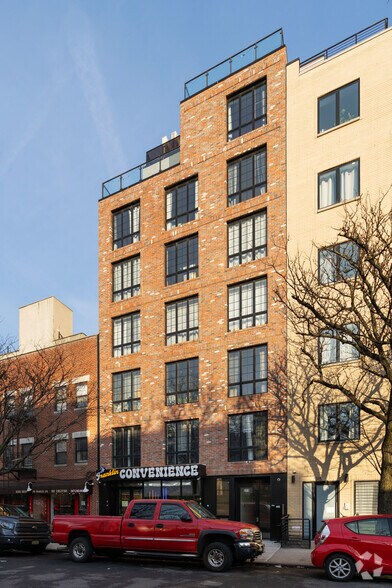 More Photos Of 454 Lafayette Ave, Brooklyn Apartments For Lease
