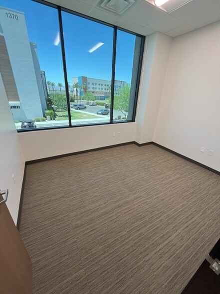 More Photos Of 1360 N Bullard Ave, Goodyear Office For Lease