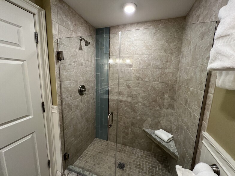 More Photos Of 22 Mountain dr, Lincoln Multifamily For Sale