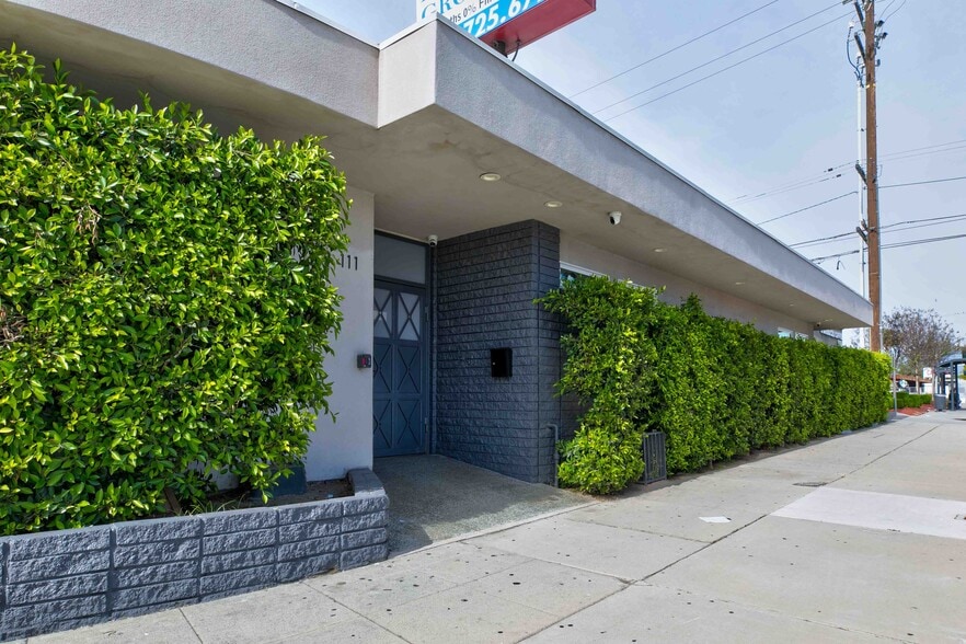 More Photos Of 111 S Garfield Ave, Montebello Medical For Lease