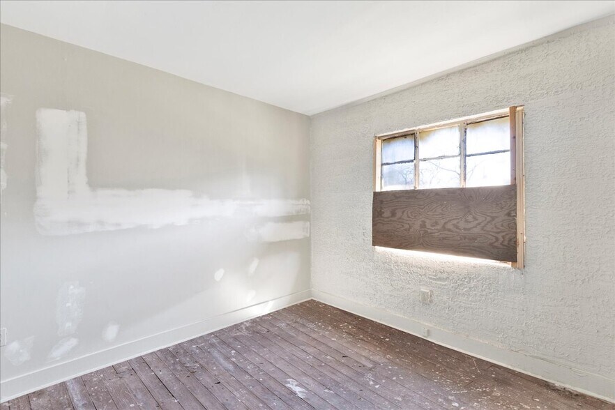 More Photos Of 608 1st St S, Birmingham Apartments For Sale