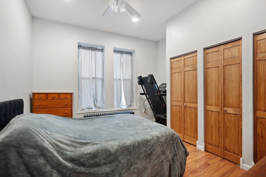 More Photos Of 200-202 W Main St, Monongahela Storefront Retail Residential For Sale