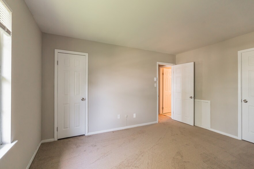 More Photos Of 372-390 W Minor St, Emmaus Apartments For Sale