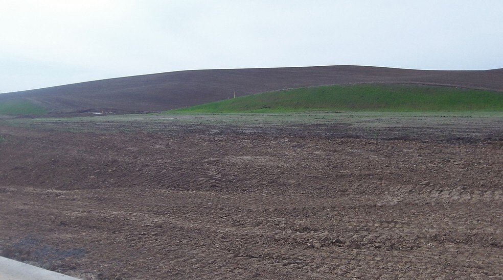 Primary Photo Of 2025 SE Grande Ronde Ct, Pullman Land For Sale