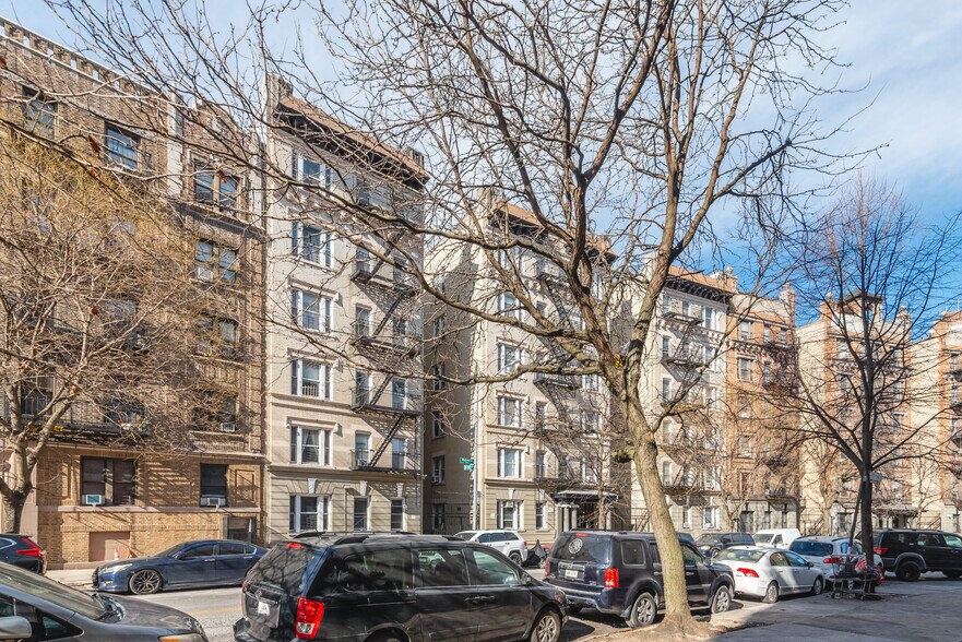 More Photos Of 374 Wadsworth Ave, New York Apartments For Sale