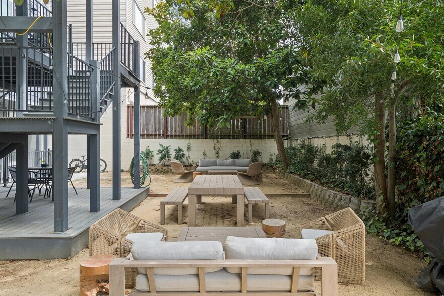 More Photos Of 2263-2269 Sacramento St, San Francisco Apartments For Sale