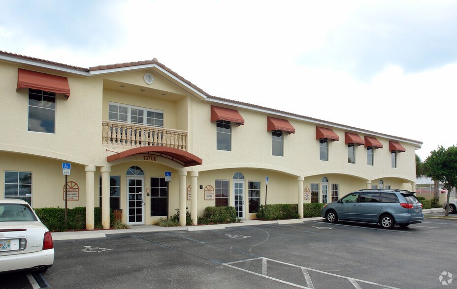 More Photos Of 13700 US 1 Hwy, Juno Beach Office For Lease