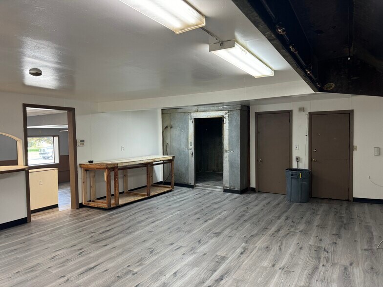 More Photos Of 167 Slater Ave, Jewett City Storefront Retail Office For Lease