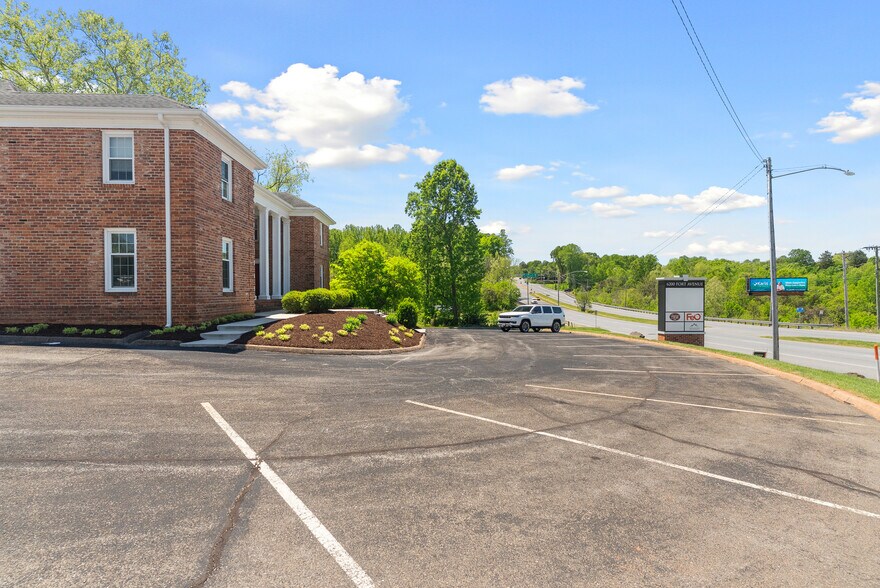 More Photos Of 6200 Fort Ave, Lynchburg Medical For Sale