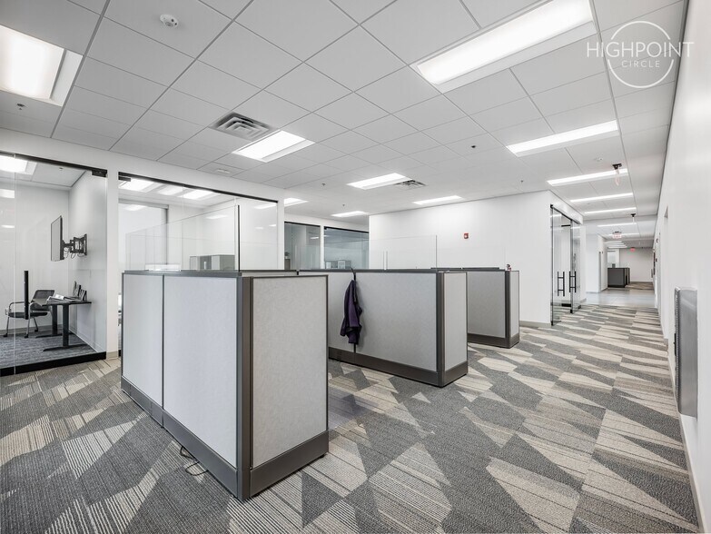 More Photos Of 100 Highpoint Park Way, Braselton Office For Sale