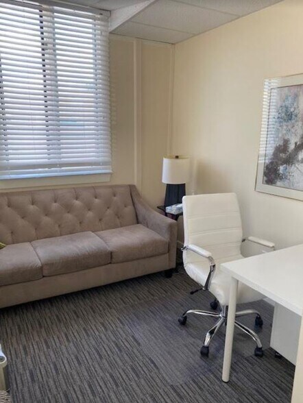 More Photos Of 11 River St, Wellesley Office For Lease