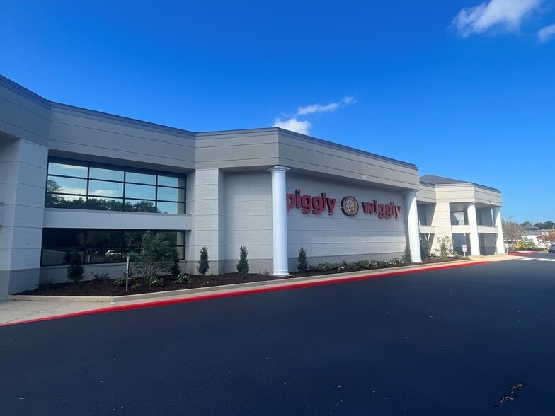 Primary Photo Of 306-314 S University Blvd, Mobile Unknown For Lease