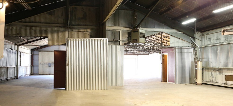 More Photos Of 6013-6015 State St, Huntington Park Industrial For Sale