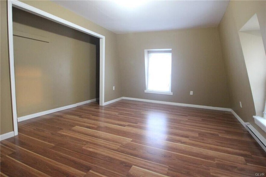 More Photos Of 441 W Turner St, Allentown Multifamily For Sale