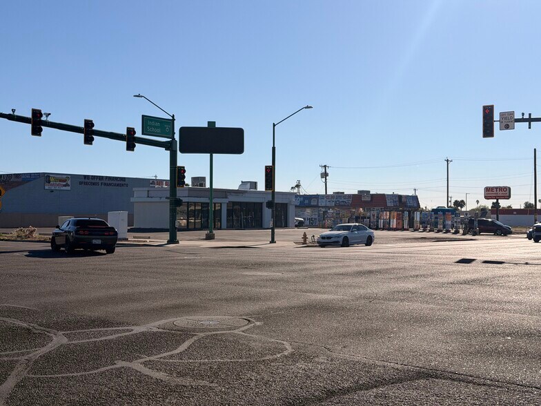 More Photos Of 7501 W Indian School Rd, Phoenix Freestanding For Lease