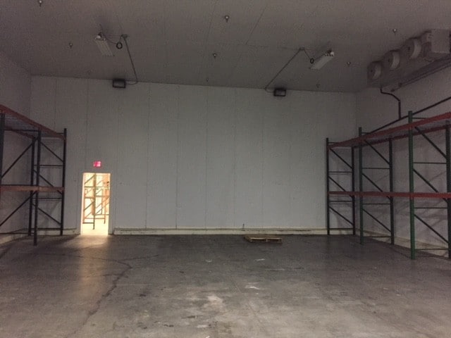 More Photos Of 1811 N Topping Ave, Kansas City Warehouse For Sale