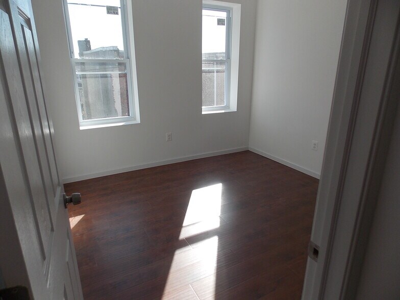 More Photos Of , Philadelphia Specialty For Sale