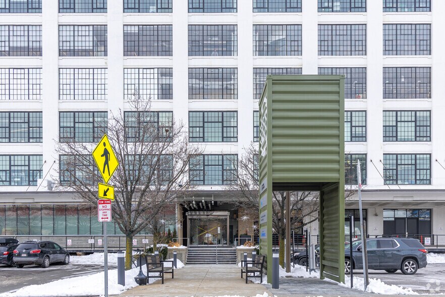 More Photos Of 21 Drydock Ave, Boston Research And Development For Lease