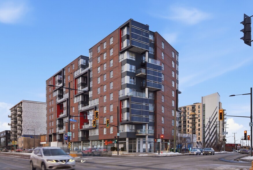 More Photos Of 10007 Boul Pie-IX, Montréal Office For Sale