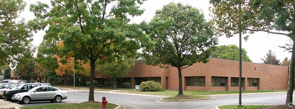 More Photos Of 7610-7616 Standish Pl, Rockville Unknown For Lease