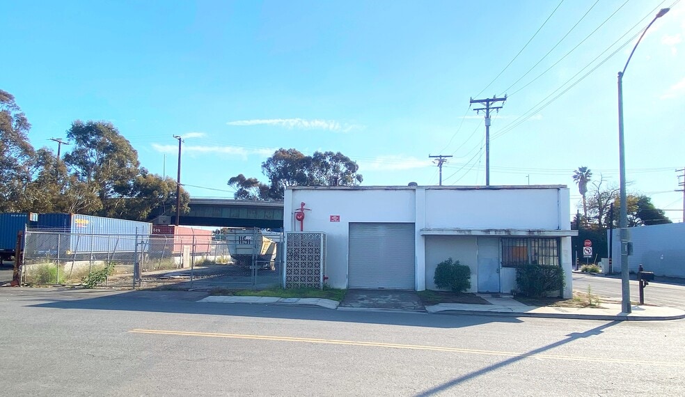 More Photos Of 1280 11th St, Long Beach Industrial For Sale