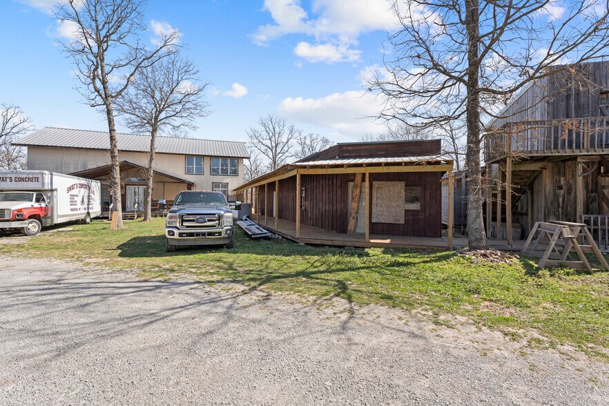 More Photos Of 40082 County Road 591, Jay Apartments For Sale