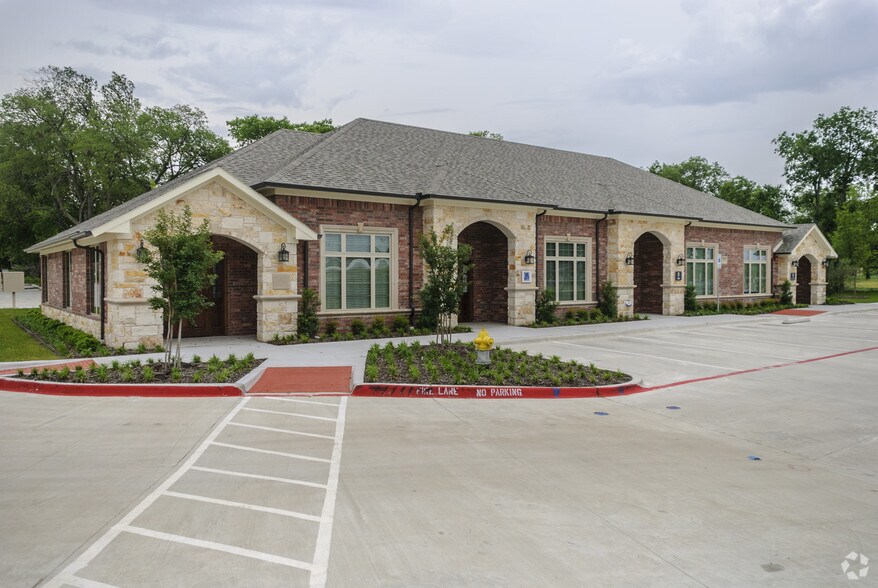 Primary Photo Of 8765 Stockard Dr, Frisco Medical For Lease