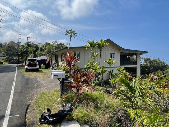 More Photos Of 77-6316 Mamalahoa Hwy, Holualoa Apartments For Sale