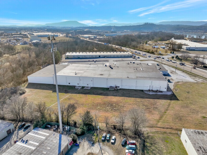 More Photos Of 3720 Amnicola Hwy, Chattanooga Unknown For Lease