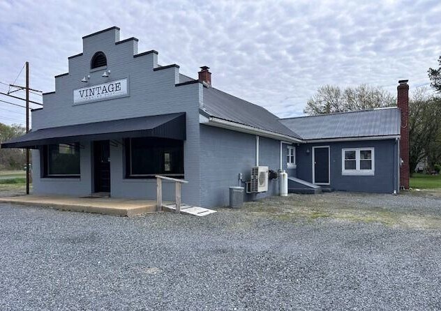 Primary Photo Of 29535 Dover Rd, Easton Freestanding For Sale