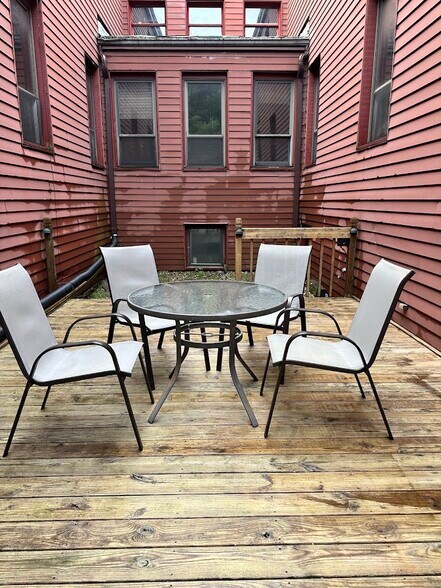 More Photos Of 2200 Terminal St, Niles Warehouse For Sale