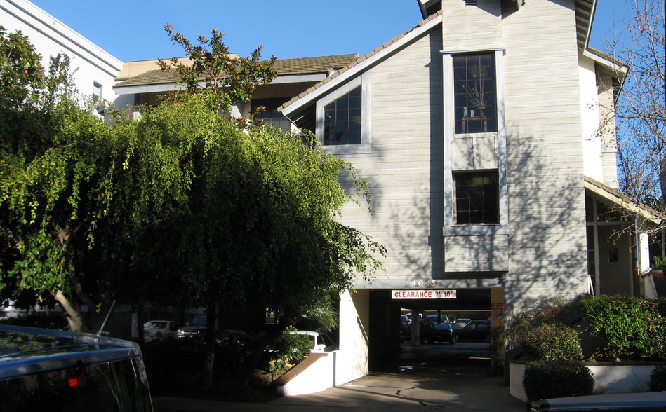 Primary Photo Of 4045 3rd Ave, San Diego Medical For Lease