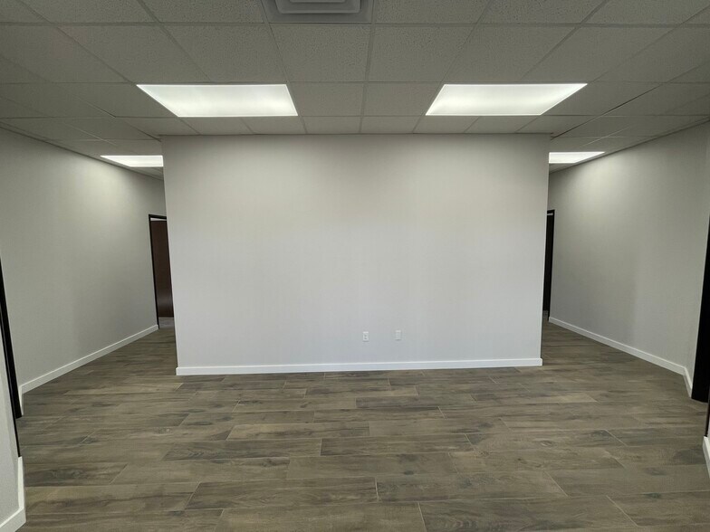 More Photos Of 9716 FM 307, Midland Warehouse For Lease