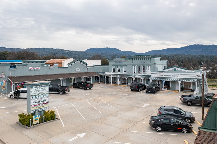 More Photos Of 40359 Highway 41, Oakhurst Freestanding For Sale