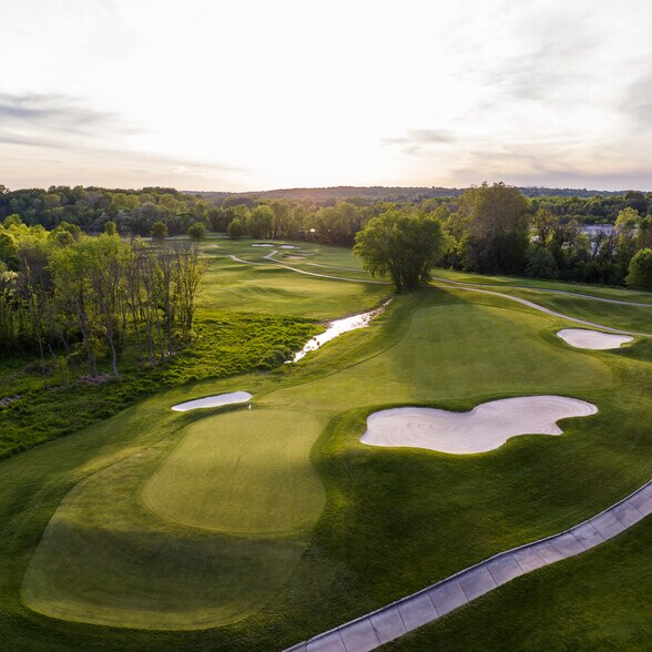 More Photos Of 879 Delaware Park Blvd, Wilmington Golf Course Driving Range For Sale