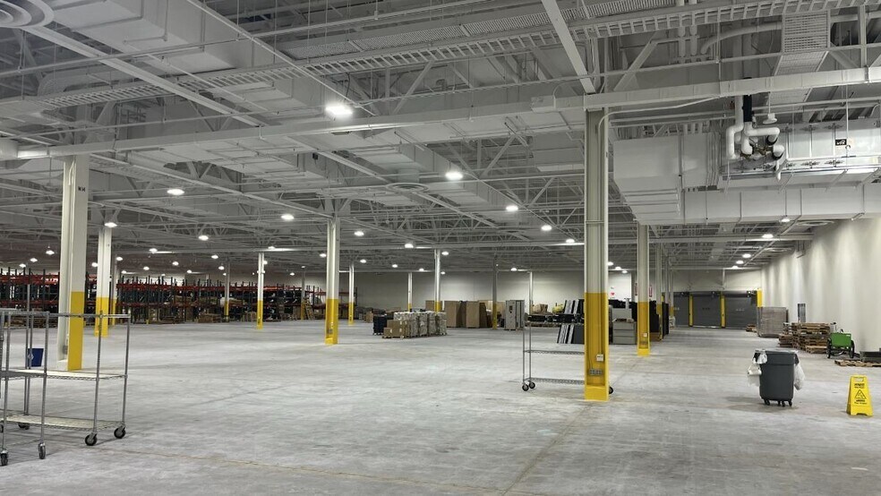 More Photos Of 7725 W Reno Ave, Oklahoma City Office For Lease