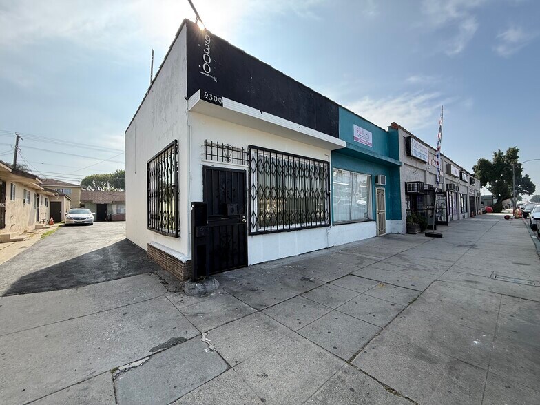 Primary Photo Of 9300-9302 California Ave, South Gate Storefront Retail Office For Lease