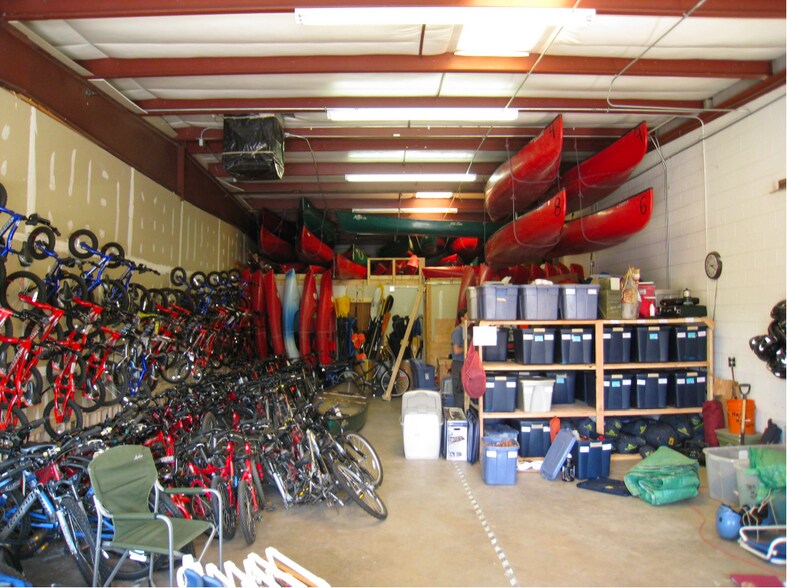 More Photos Of 5680 Valmont Rd, Boulder Manufacturing For Lease