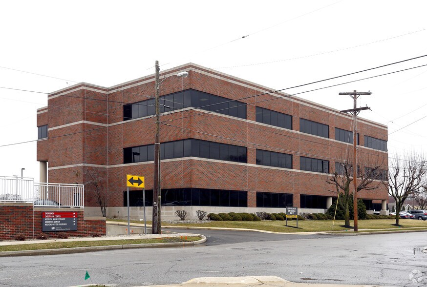 More Photos Of 141 W 22nd St, Anderson Medical For Lease