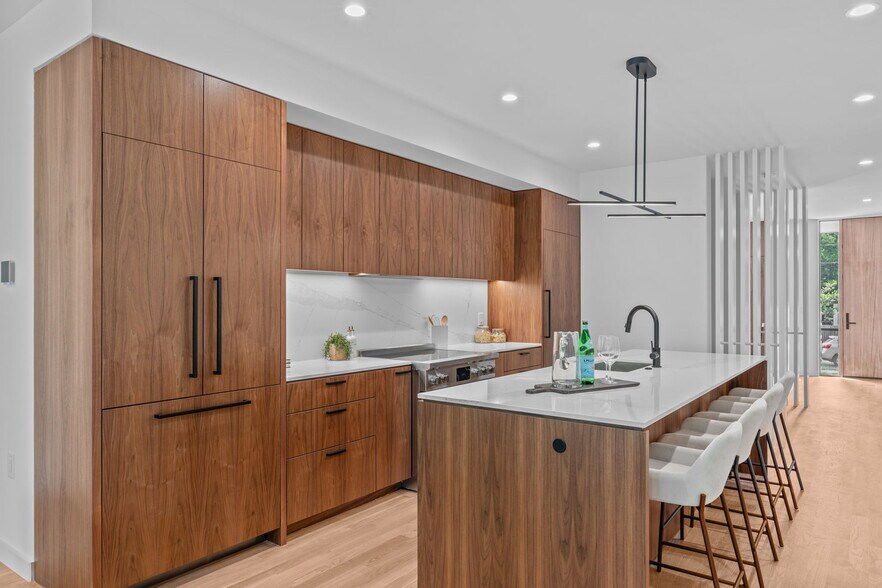 More Photos Of 501 S Bloodworth St, Raleigh Apartments For Sale