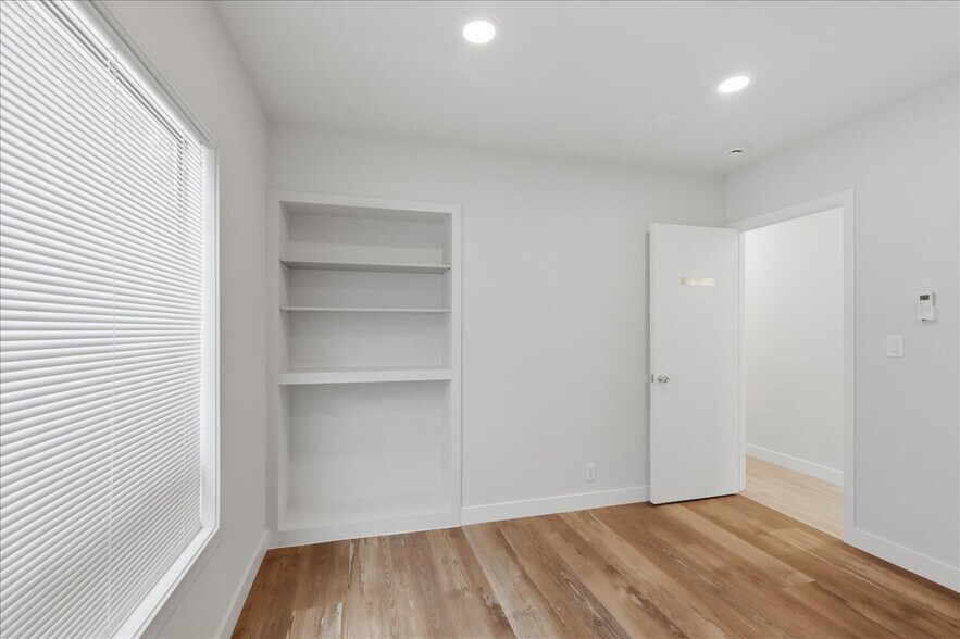 More Photos Of 1715 Meridian Ave E, Puyallup Medical For Lease