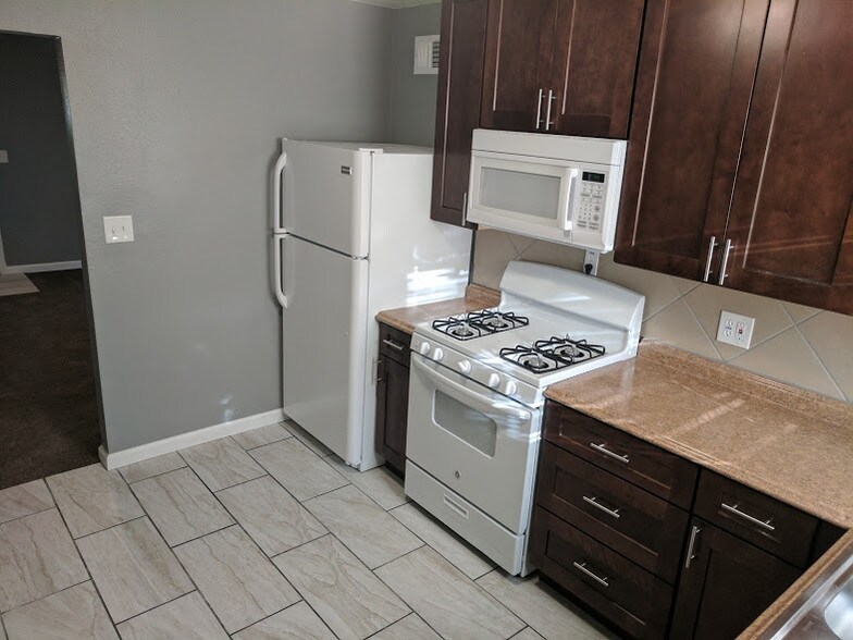 More Photos Of 3102-3112 N 51st Ter, Kansas City Multifamily For Sale