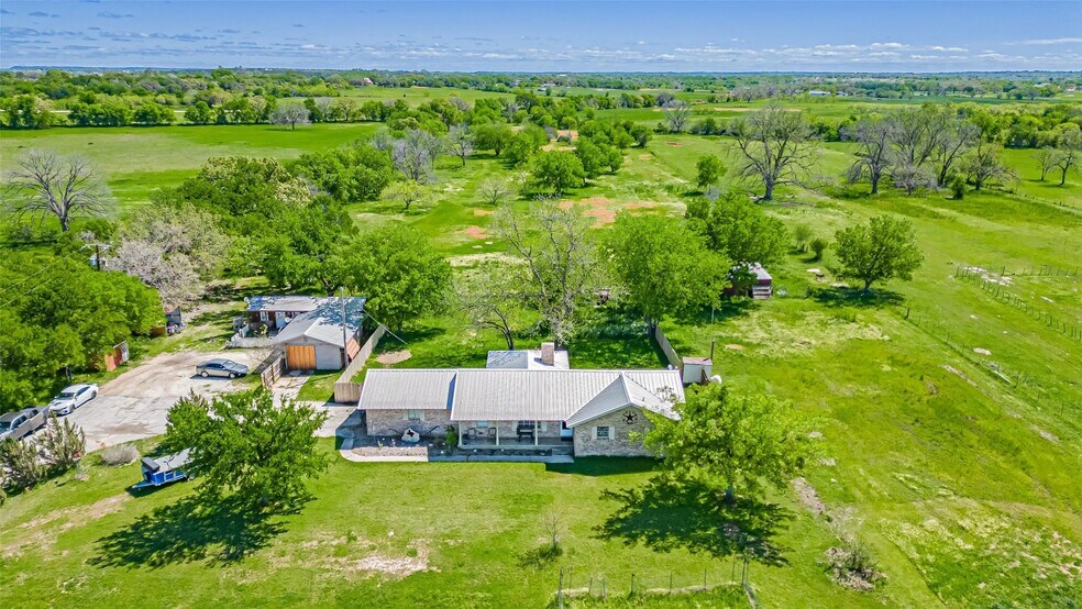 More Photos Of 2546 N Highway 144, Glen Rose Land For Sale