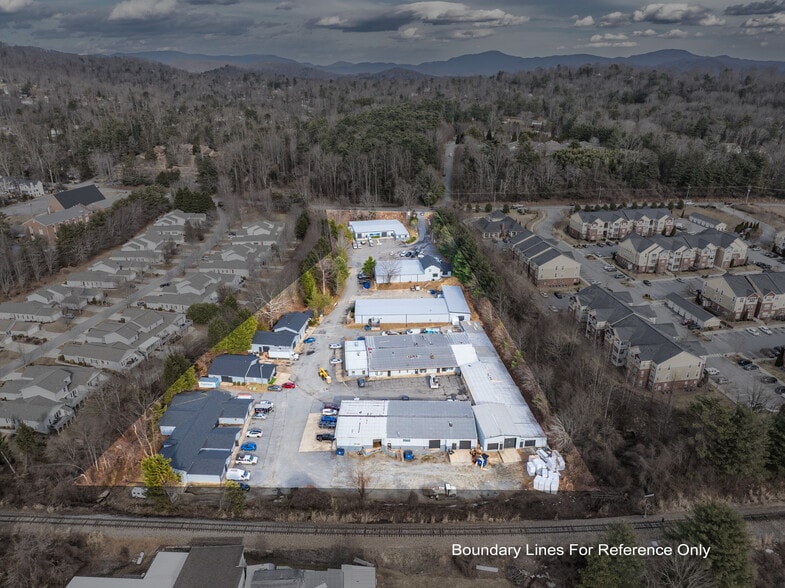 More Photos Of 3865 Sweeten Creek Rd, Arden Light Distribution For Lease