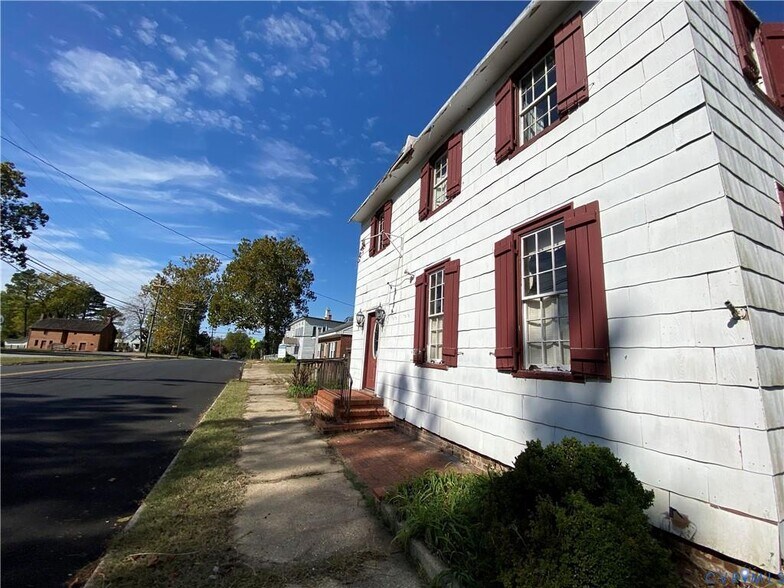 More Photos Of 8373 Mary Ball Rd, Lancaster General Retail For Sale