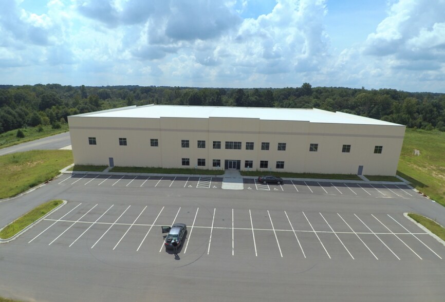 Primary Photo Of 2800 Repi Ct, Gastonia Distribution For Sale