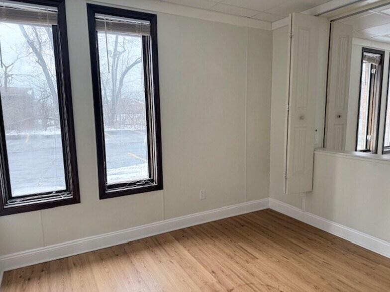 More Photos Of 4025 W Main St, Kalamazoo Medical For Sale