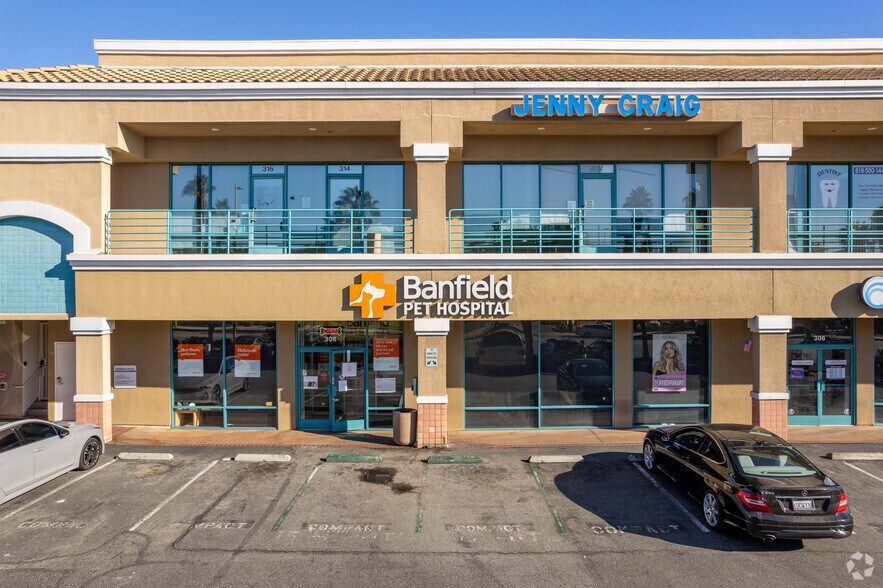 More Photos Of 300-316 N Glendale Ave, Glendale Unknown For Lease